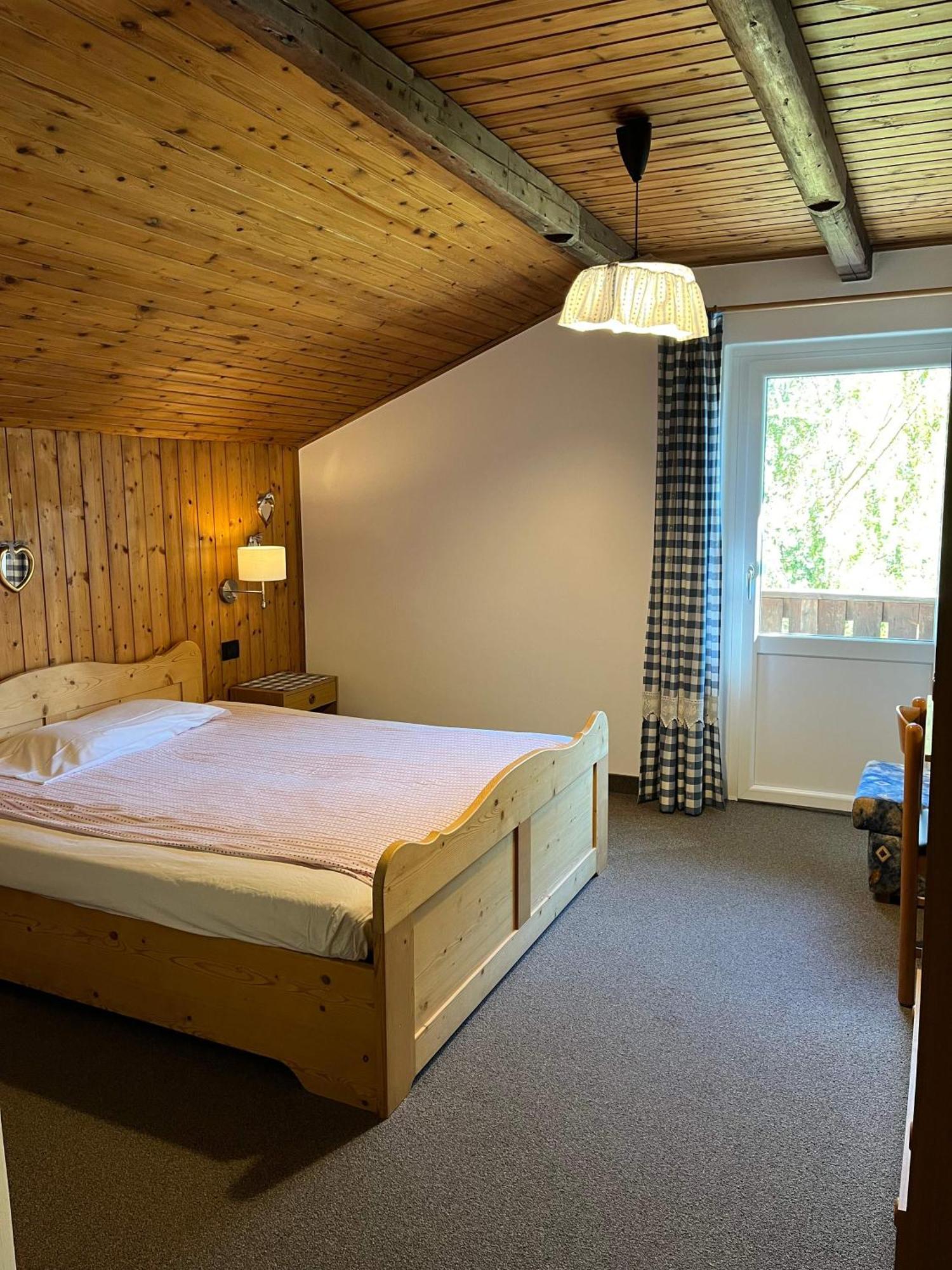 B&B Bucaneve Vigo di Fassa Szoba fotó